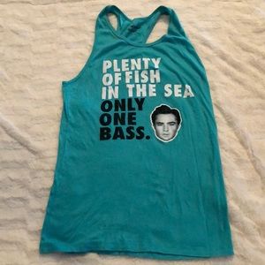 Chuck bass gossip girl tank top